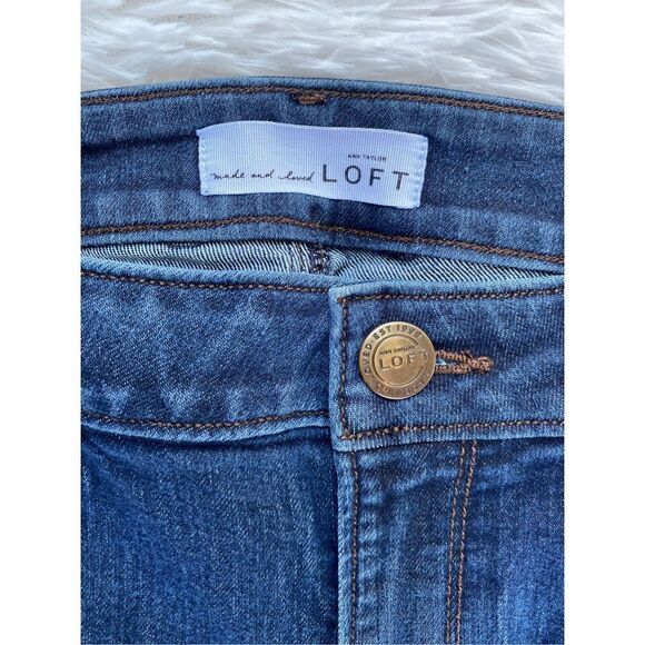 Ann Taylor Loft SZ 6/28 Woman’s Dark Wash Curvy Skinny Denim Jeans - Picture 5 of 13